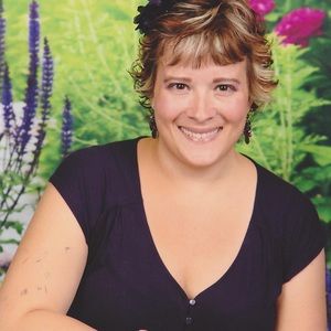 Meet your Posher, Angela